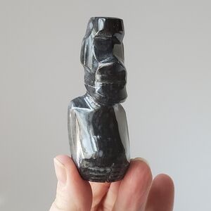 Onyx? Carved Statue Aztec Mayan Figure or Easter Island Moai?